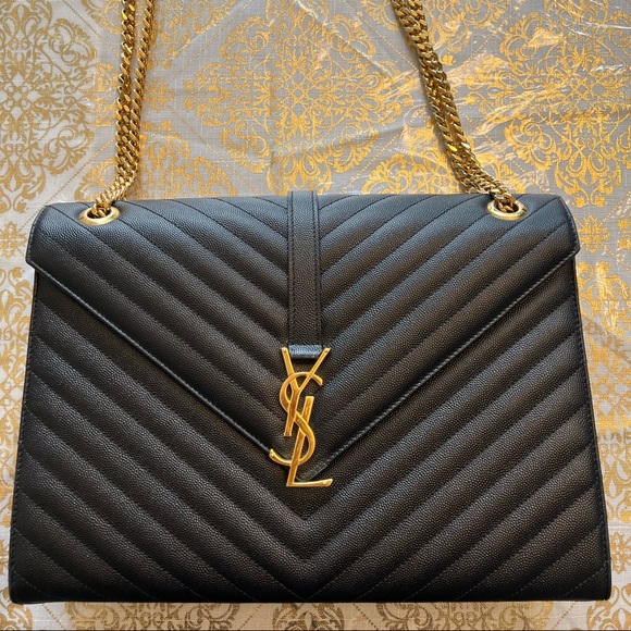 ENVELOPE LARGE BAG IN MATELASSÉ GRAIN DE POUDRE EMBOSSED LEATHER - Picture 3 of 7